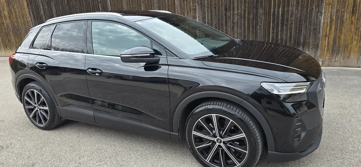 Audi Q4 2021 photo 2