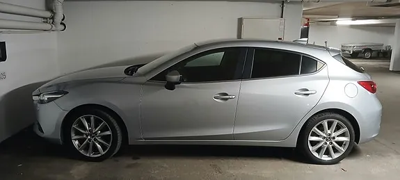 Mazda 3 2018 photo 3
