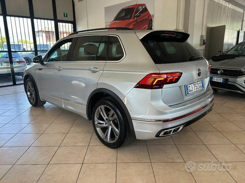 Volkswagen Tiguan 2022 photo 2