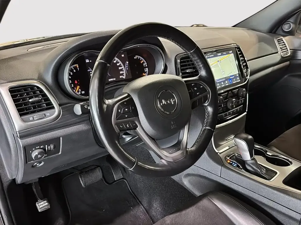Jeep Grand Cherokee 2021 photo 3