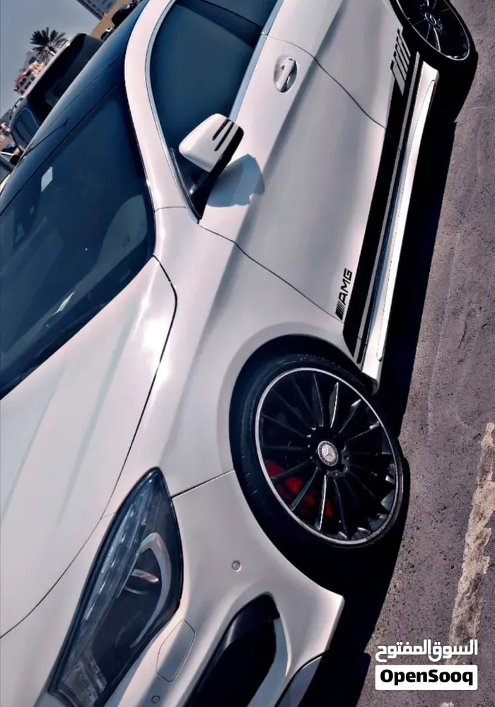 Mercedes-Benz Cla 2017 photo 2