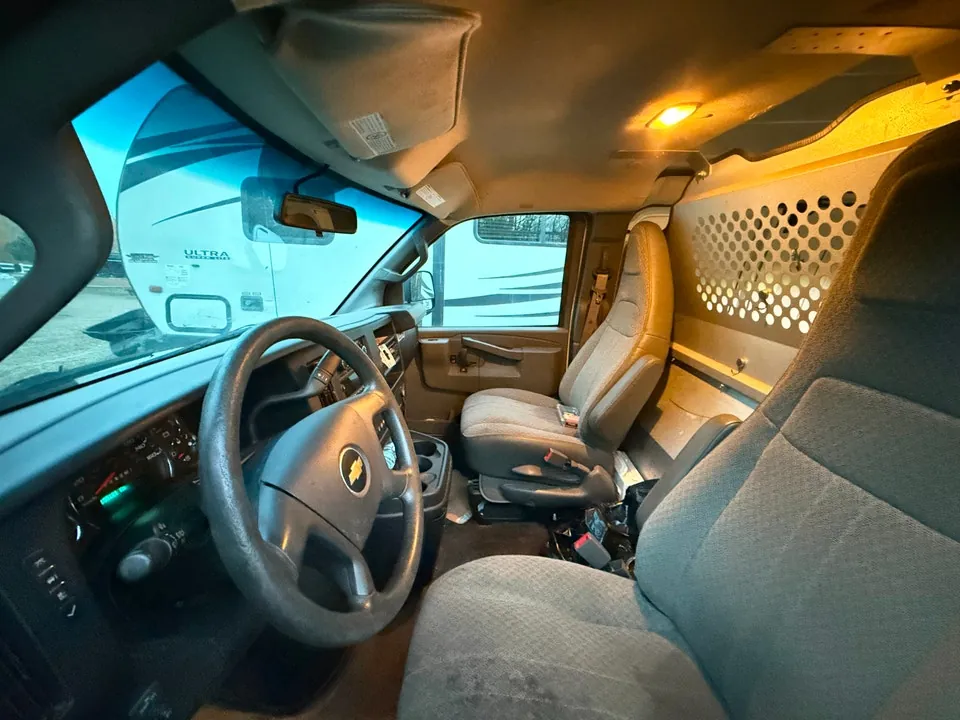 Chevrolet Express 2018 photo 3