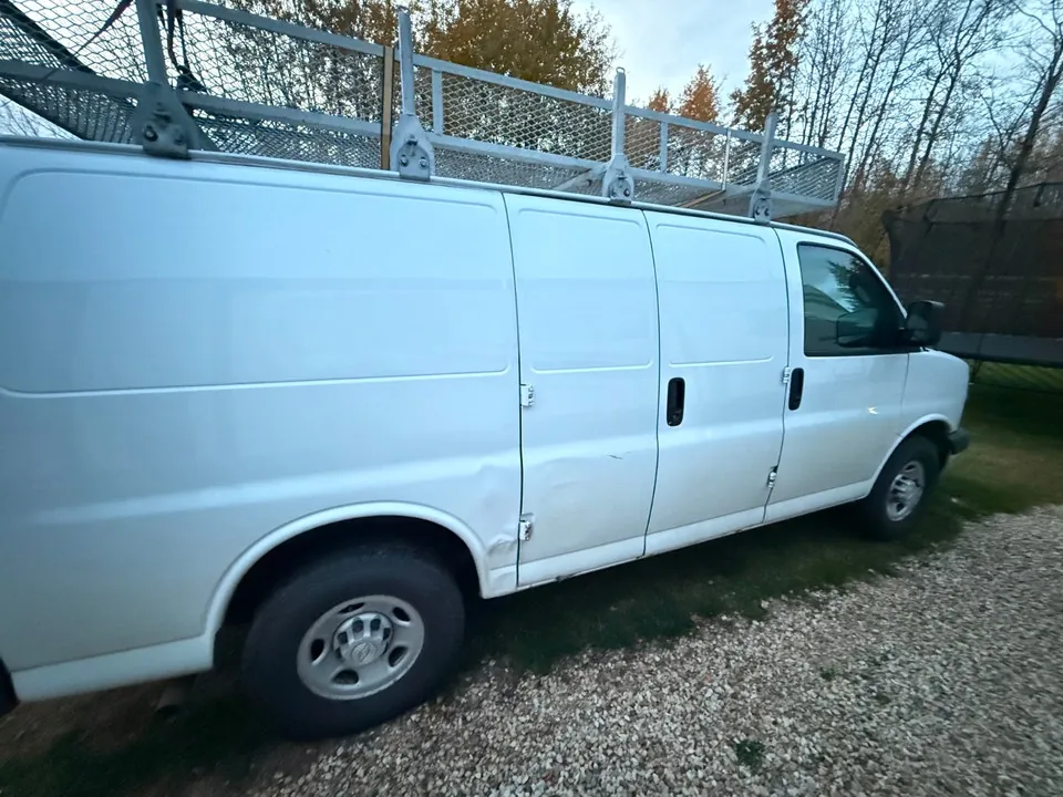 Chevrolet Express 2018 photo 2