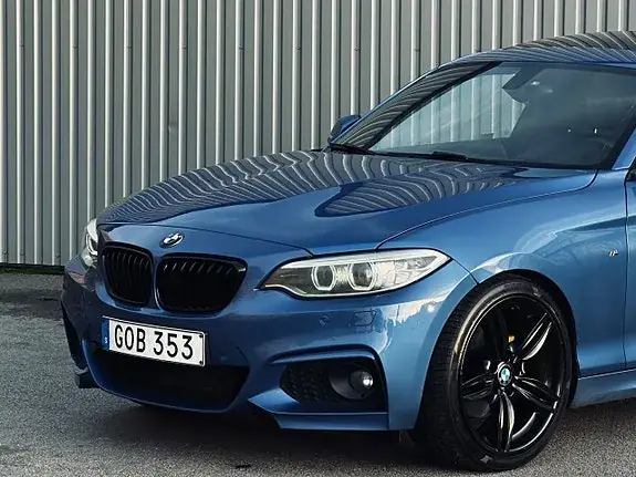 BMW 220D 2015 photo 2