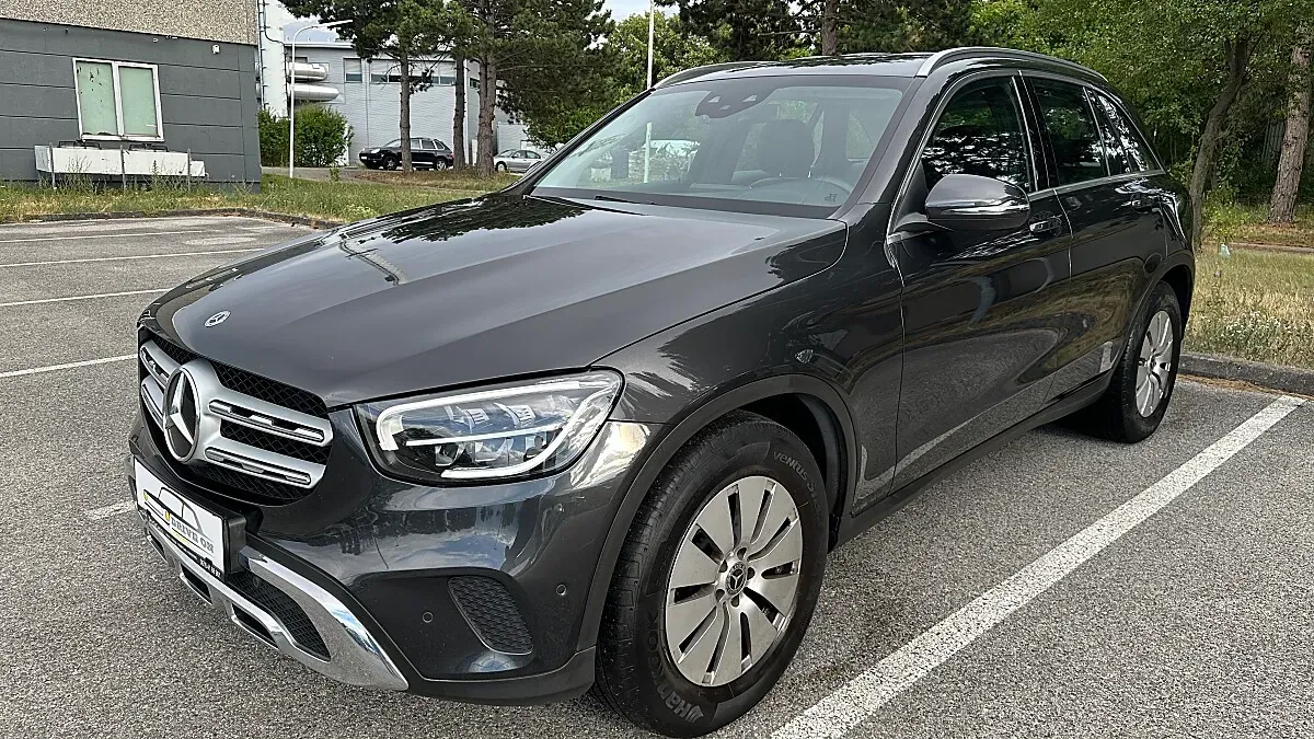 Mercedes-Benz Glc-Class 2021 photo 2