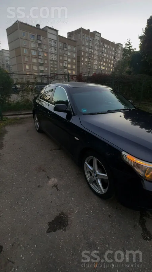 BMW 5 Series 2006 photo 4