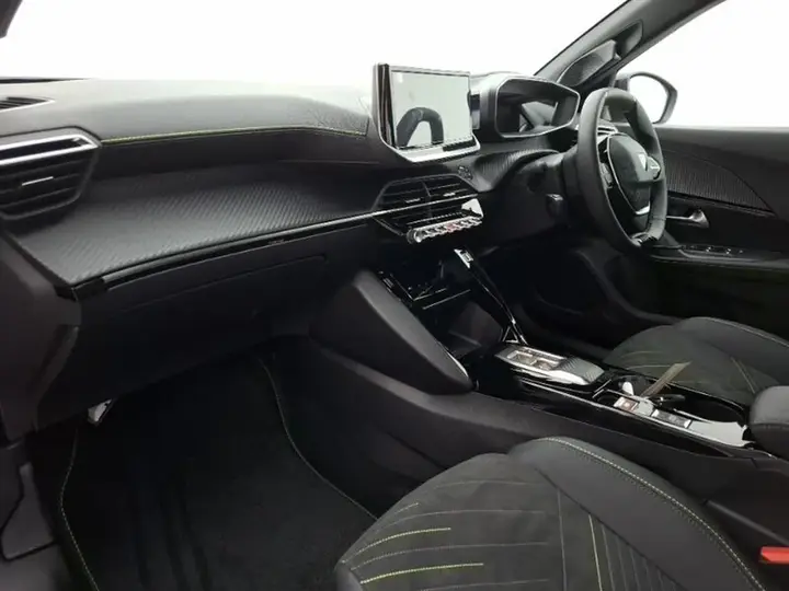 Peugeot 2008 2026 photo 5