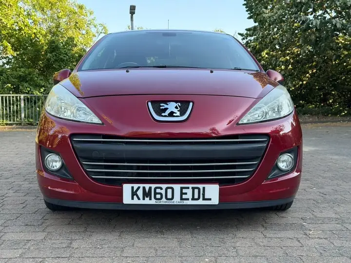 Peugeot 207 2010 photo 5