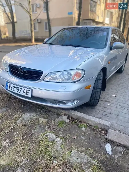 Nissan Maxima 2000 photo 4