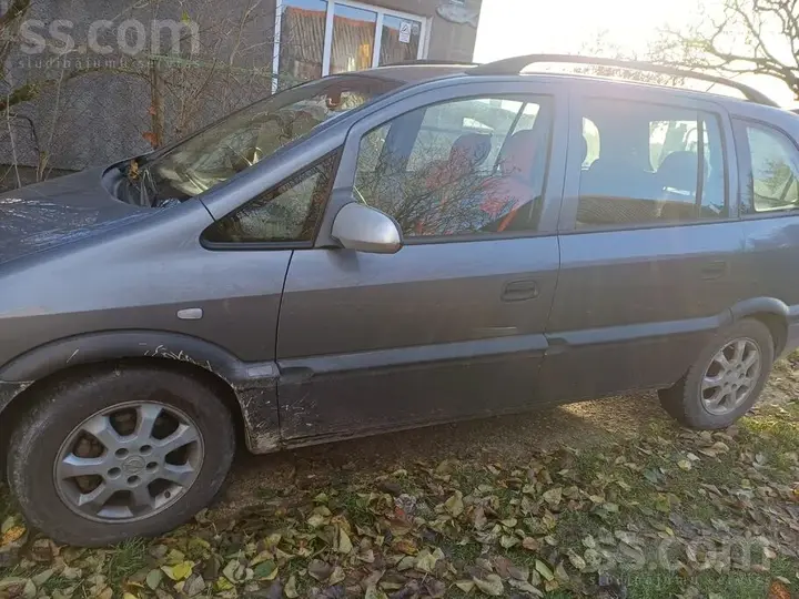 Opel Zafira 2004 photo 4