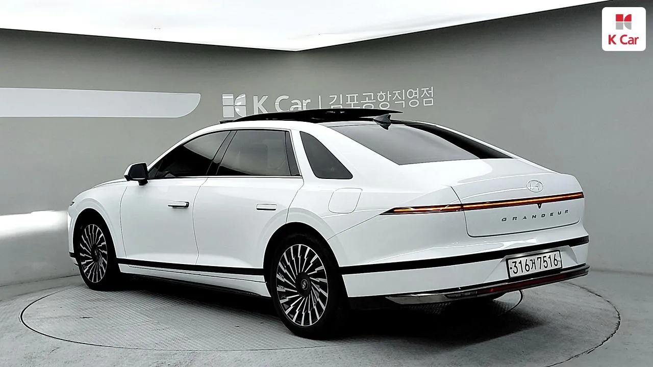 Hyundai Grandeur 2023 photo 2