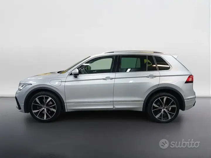 Volkswagen Tiguan 2022 photo 3