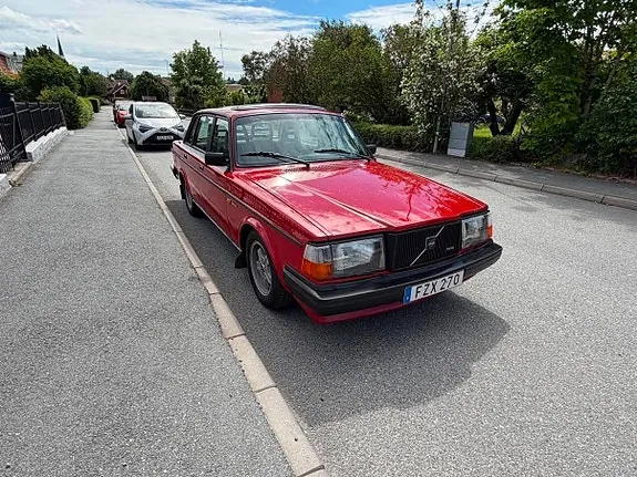 Volvo 244 1984 photo 5