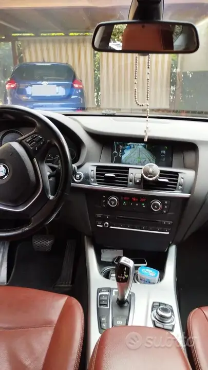 BMW X3 2011 photo 4