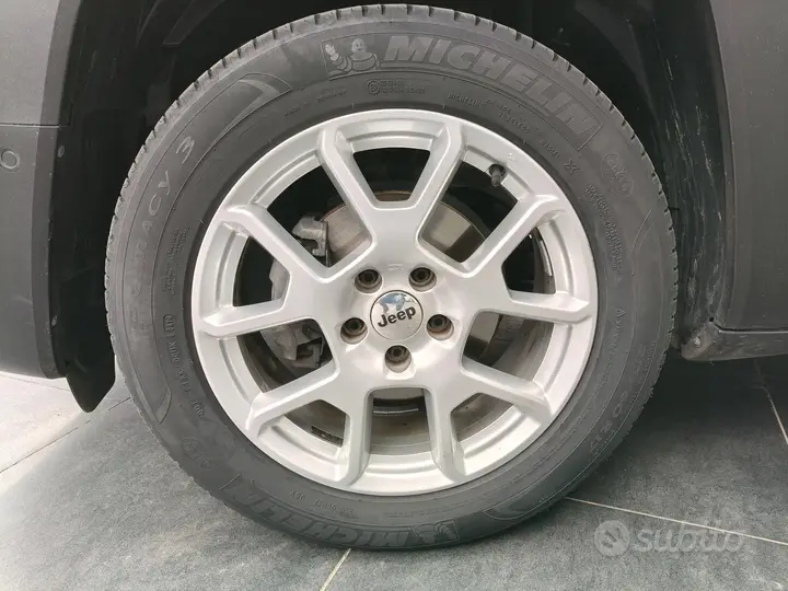 Jeep Renegade 2023 photo 4