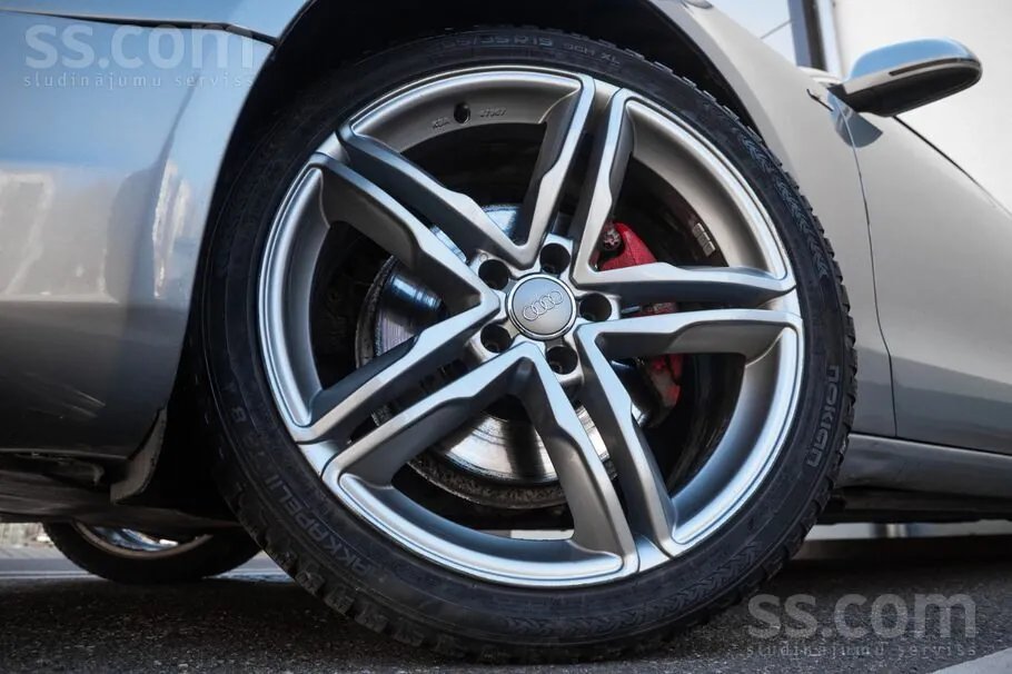 Audi A5 2008 photo 4
