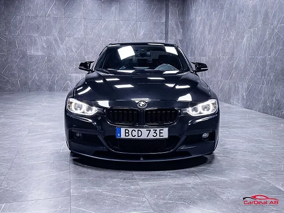 BMW 330D 2013 photo 2