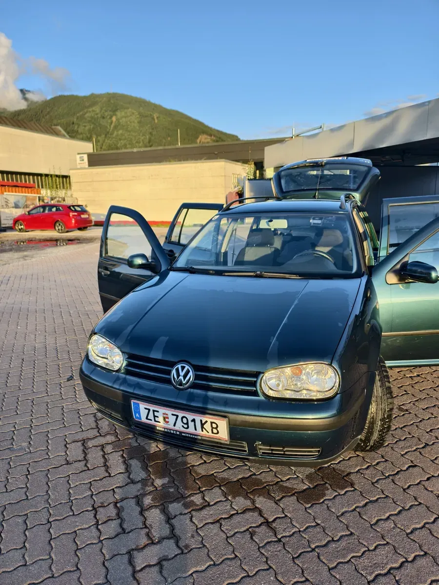 Volkswagen Golf 2004 photo 2