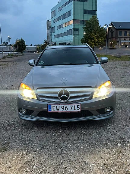 Mercedes-Benz C220 2008 photo 2