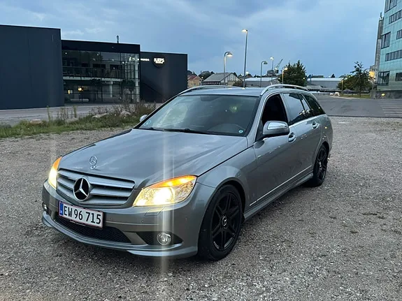 Mercedes-Benz C220