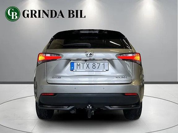 Lexus Nx300H 2015 photo 3