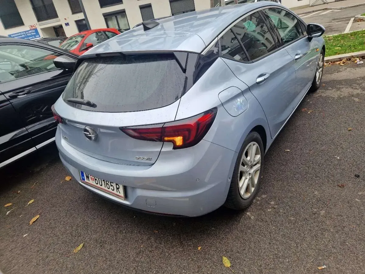Opel Astra 2016 photo 2
