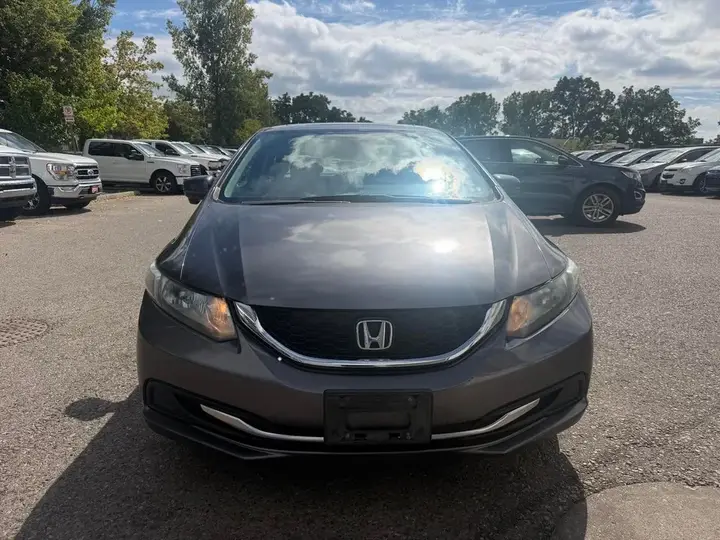 Honda Civic 2015 photo 2