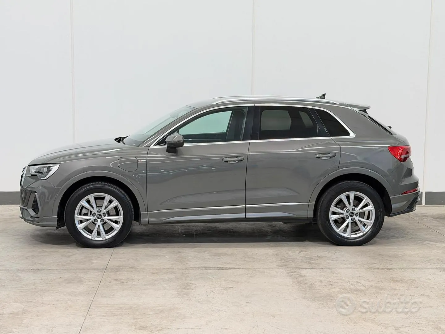 Audi Q3 2022 photo 3