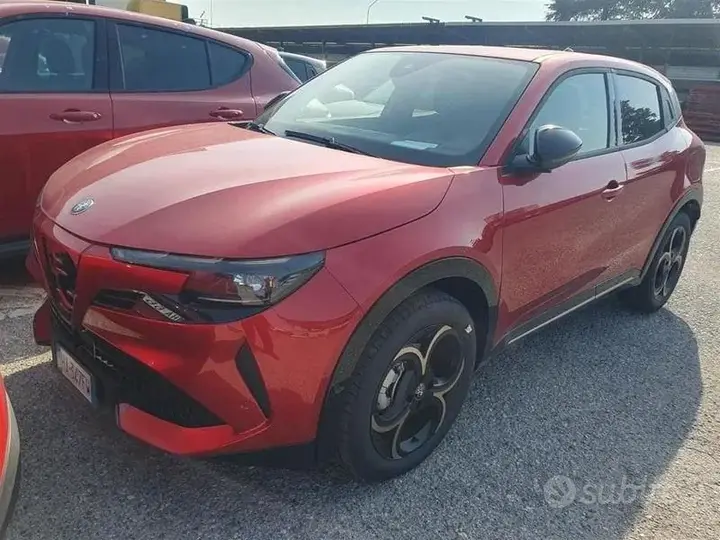 Alfa Romeo Junior 2025 photo 2