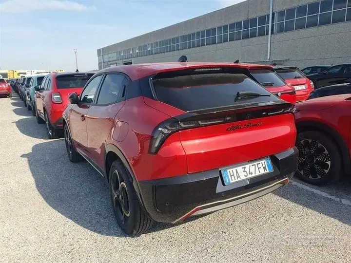 Alfa Romeo Junior 2025 photo 3