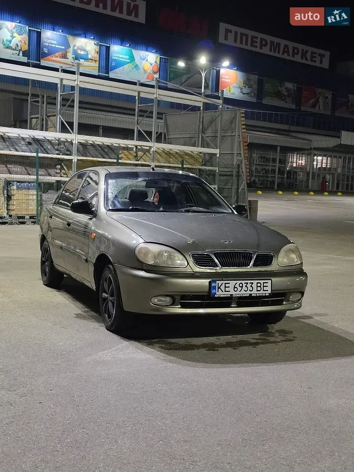 Daewoo Lanos 2004 photo 2