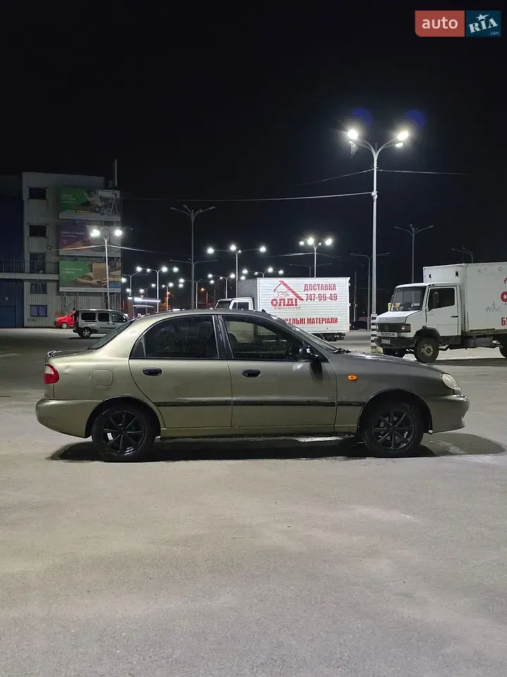 Daewoo Lanos 2004 photo 4