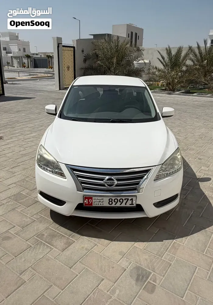 Nissan Sentra 2019 photo 2