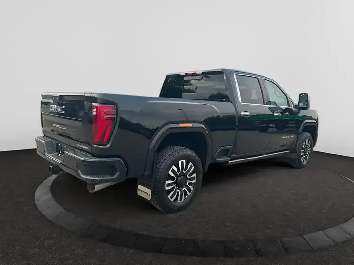 GMC Sierra 2500Hd 2026 photo 5