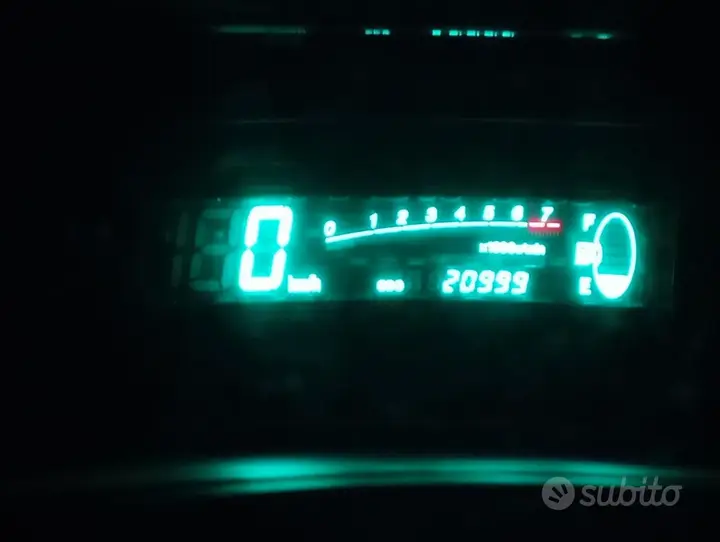 Toyota Yaris 2001 photo 4