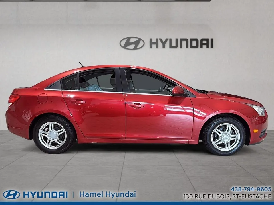 Chevrolet Cruze 2012 photo 2