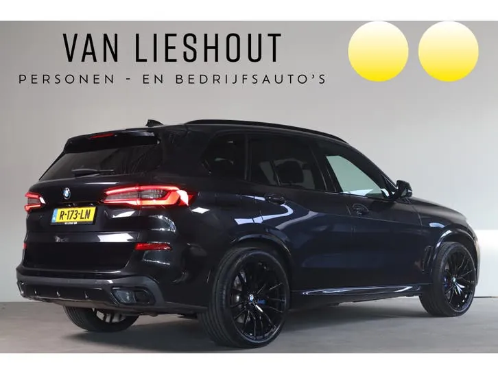 BMW X5 2021 photo 2