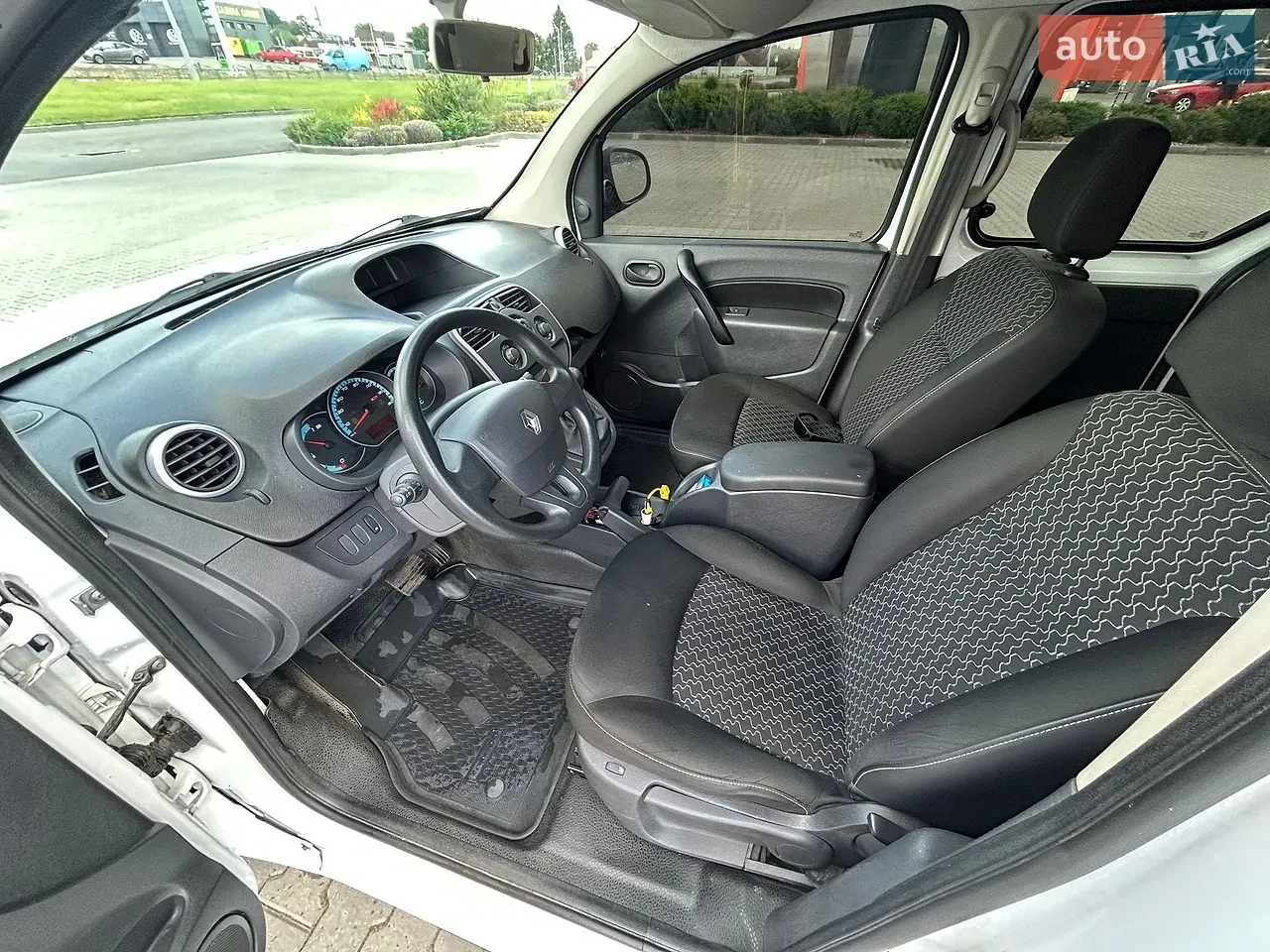 Renault Kangoo 2014 photo 2