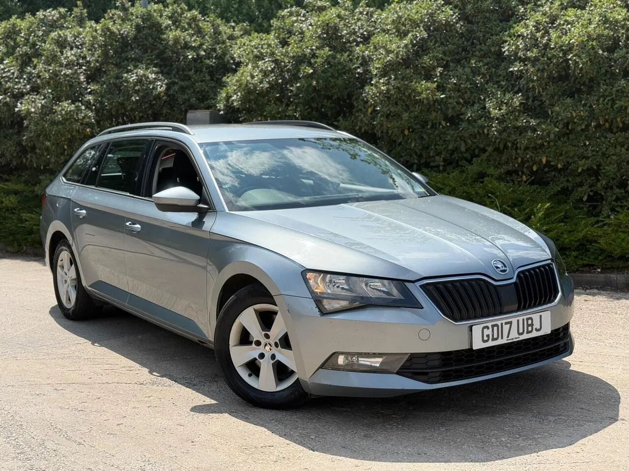 Skoda Superb 2017 photo 4