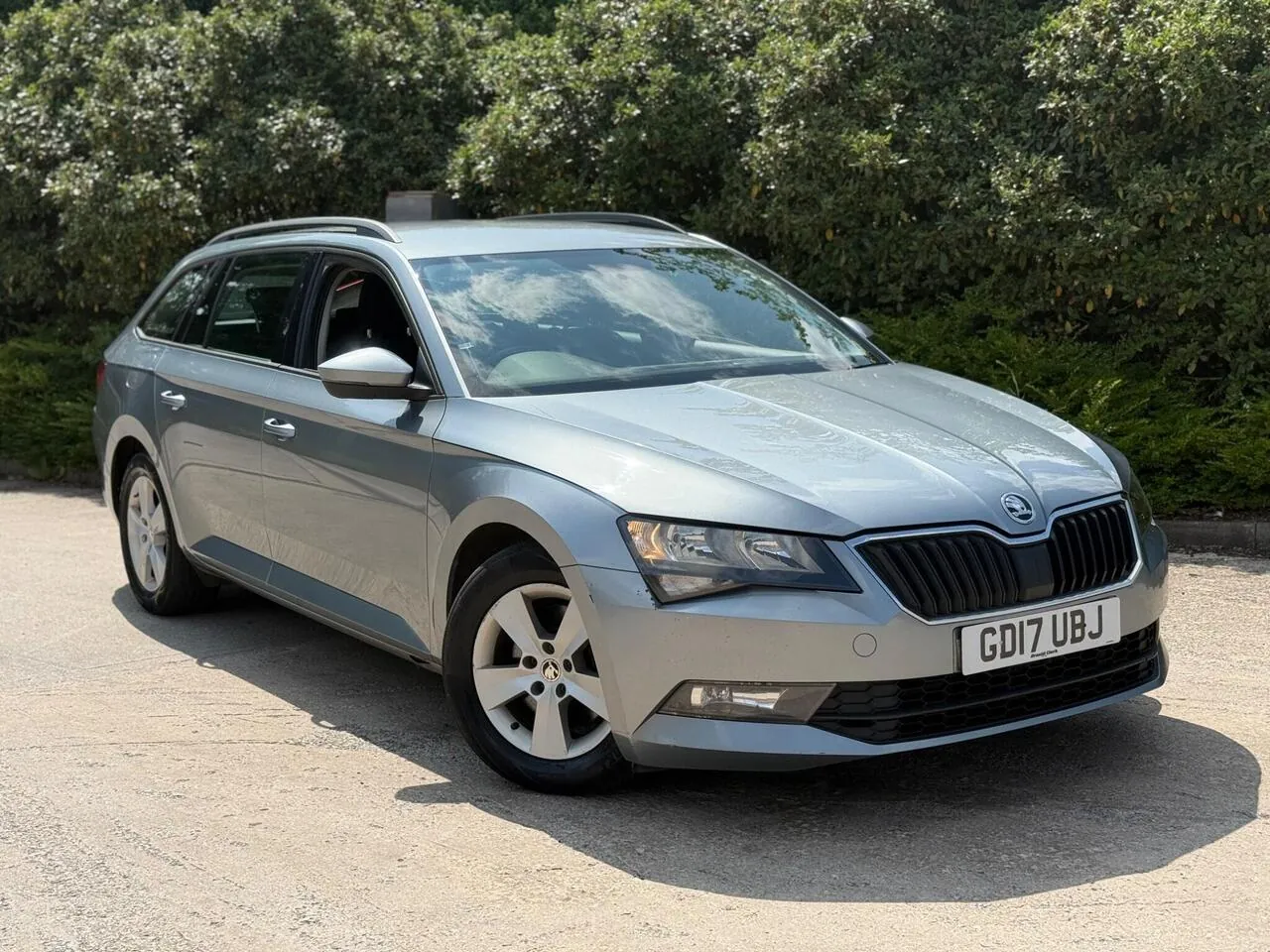 Skoda Superb 2017 photo 3