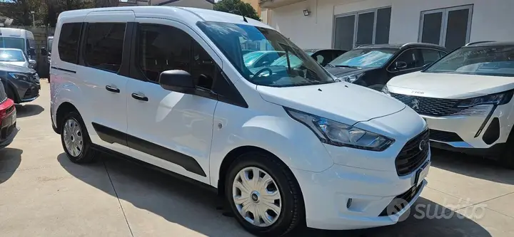 Ford Transit Connect 2022 photo 2