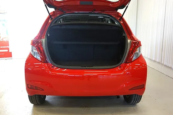Toyota Yaris 2012 photo 4