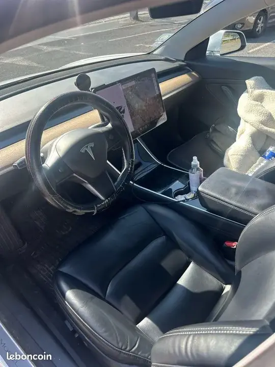 Tesla Model 3 2019 photo 2