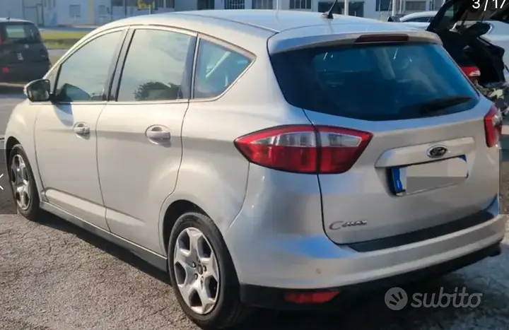 Ford C-Max 2011 photo 2