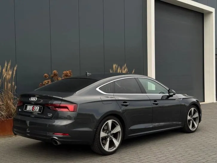 Audi A5 2017 photo 3