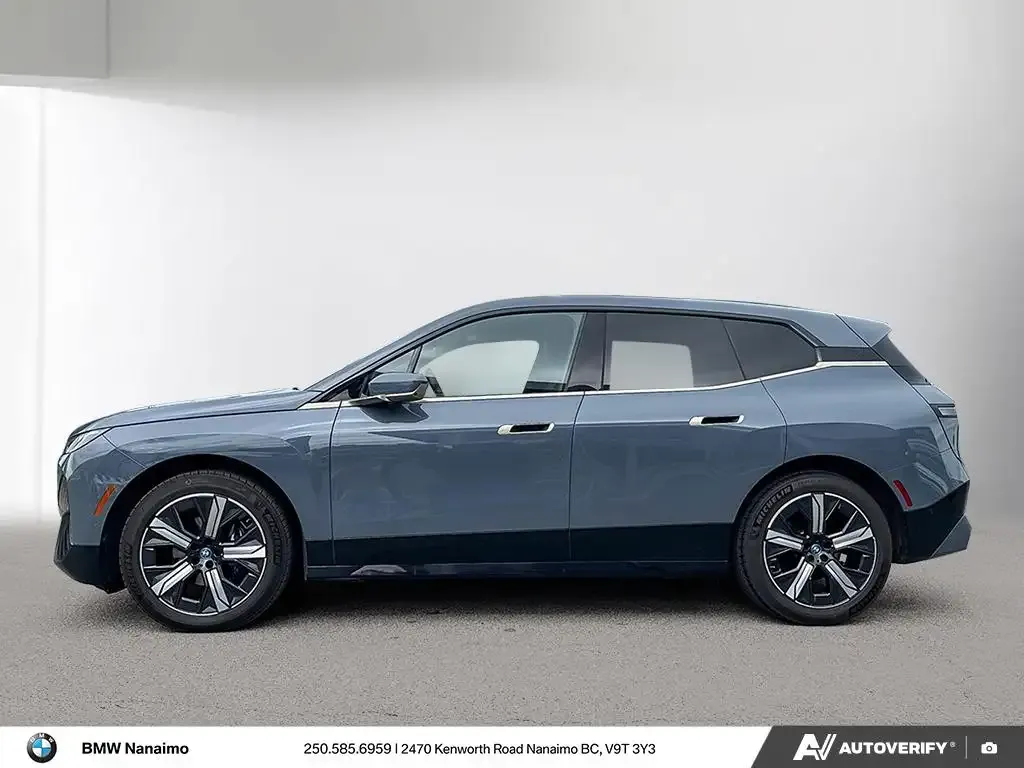 BMW Ix 2023 photo 3