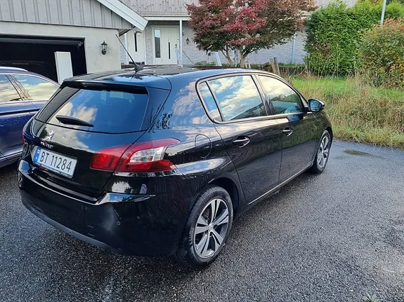 Peugeot 308 2014 photo 5