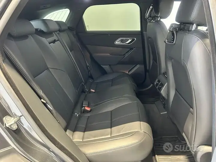 Land Rover Velar 2026 photo 5