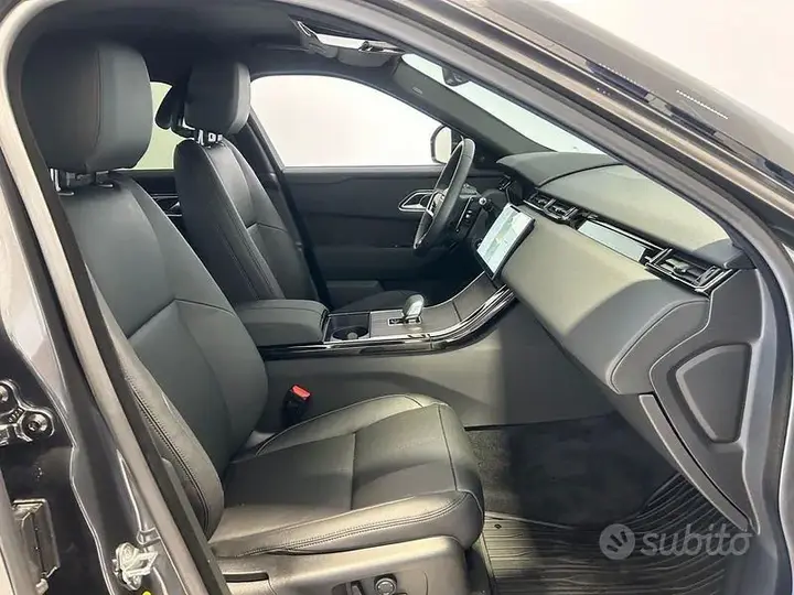Land Rover Velar 2026 photo 3
