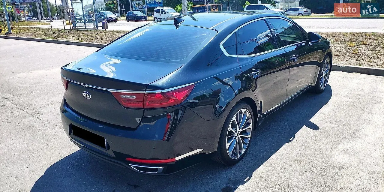 Kia Cadenza 2017 photo 3